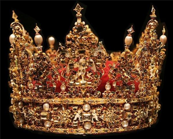 Ý Nhi vượt qua vòng loại Tài năng ở Miss World