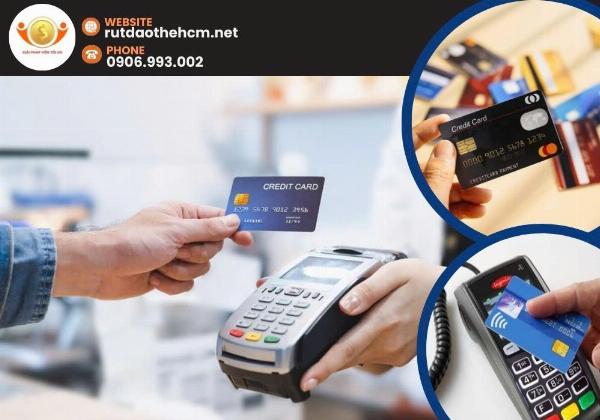 Chạy quá tốc độ bị cảnh sát truy đuổi, xe ô tô tự tách đôi giữa đường chạy trốn